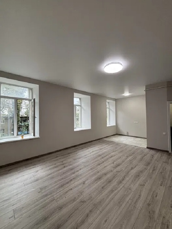 Продажа 2-комнатной квартиры 47.4 м², Болгарская ул.
