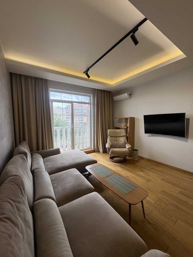Аренда 1-комнатной квартиры 66 м², Дмитрия Луценко ул., 6