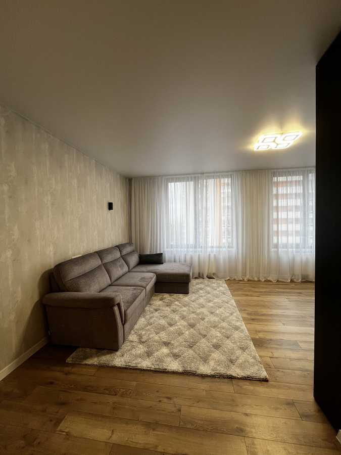 Оренда 1-кімнатної квартири 70 м², Берестейський, 66