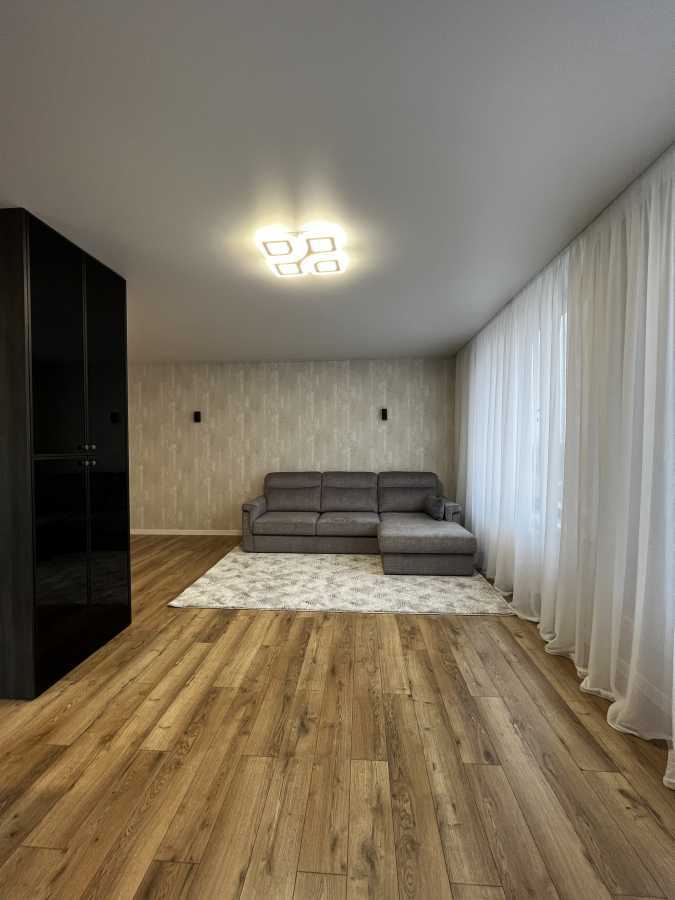 Оренда 1-кімнатної квартири 70 м², Берестейський, 66