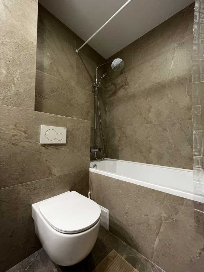 Оренда 1-кімнатної квартири 70 м², Берестейський, 66