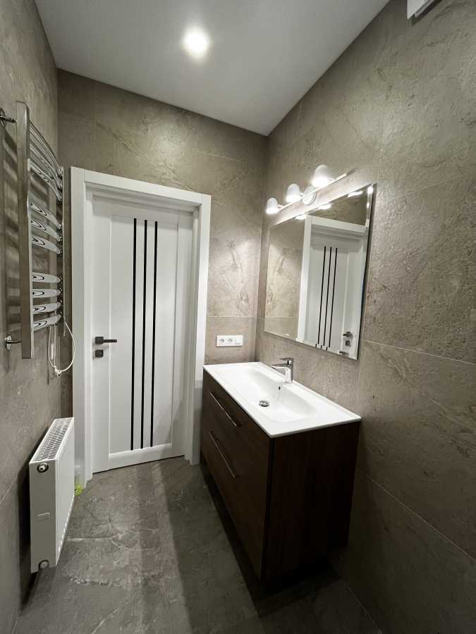 Оренда 1-кімнатної квартири 70 м², Берестейський, 66