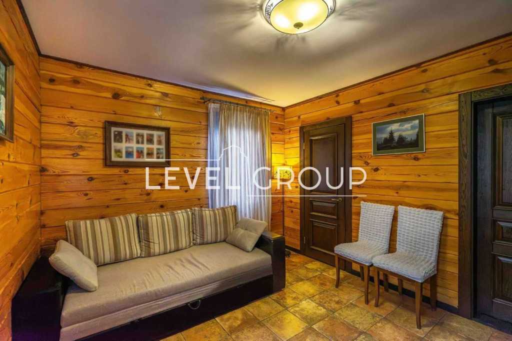 Продажа дома 208 м², Антония Михайловского ул., 6Б