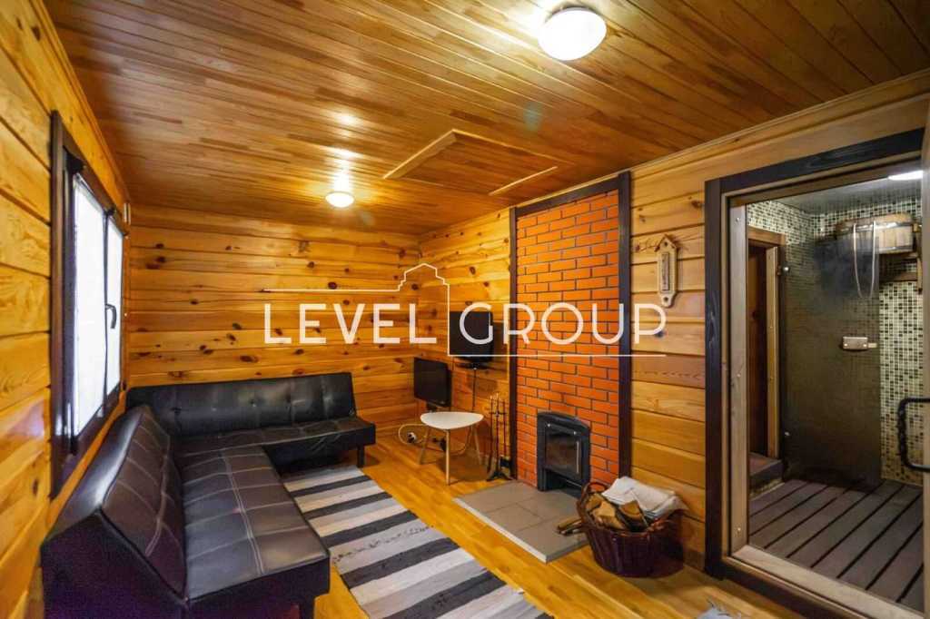 Продажа дома 208 м², Антония Михайловского ул., 6Б