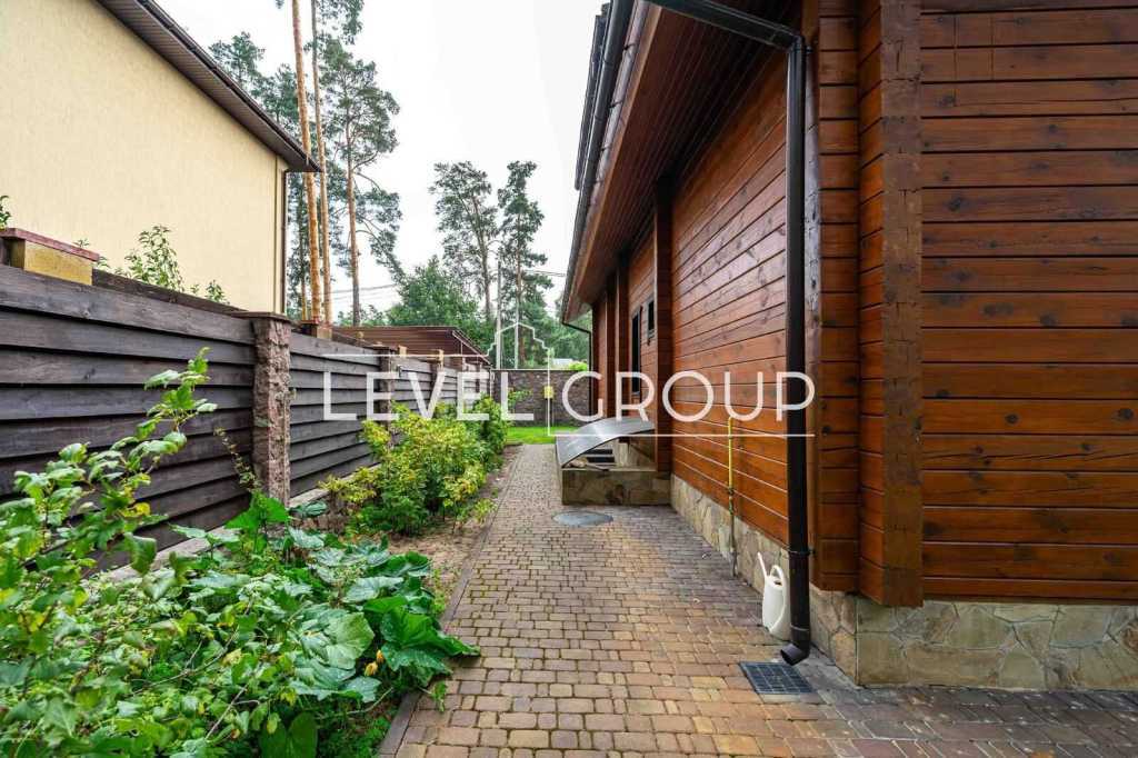 Продажа дома 208 м², Антония Михайловского ул., 6Б