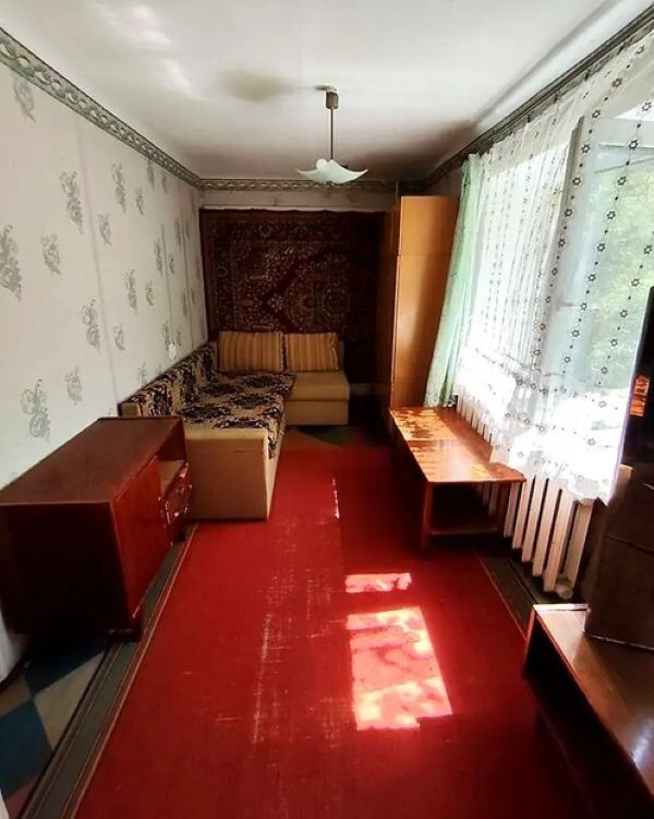 Продажа 2-комнатной квартиры 46 м², Севастопольская ул.
