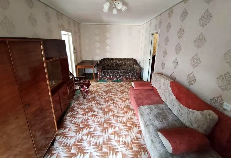 Продажа 2-комнатной квартиры 46 м², Севастопольская ул.