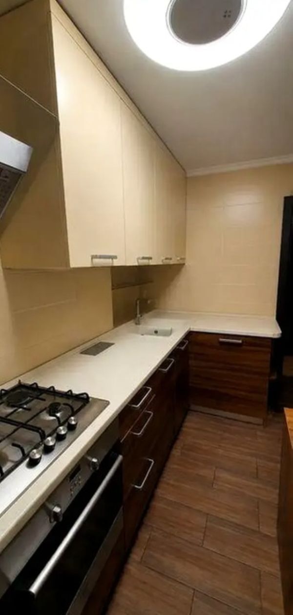 Продажа 3-комнатной квартиры 65 м², Высоцкого ул.