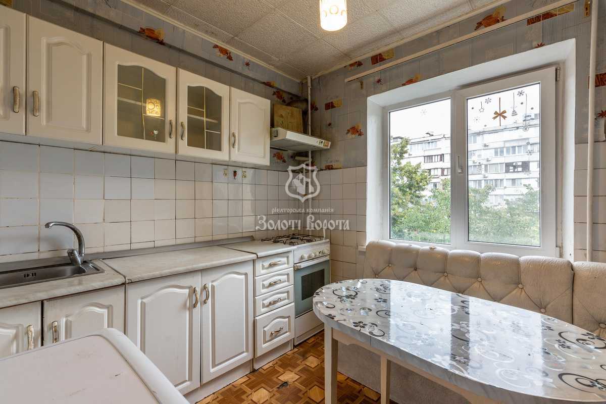 Продажа 2-комнатной квартиры 55.7 м², Березняковская ул., 14