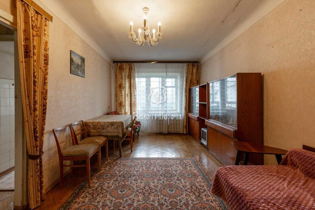 Продажа 2-комнатной квартиры 45.9 м², Строителей ул., 12