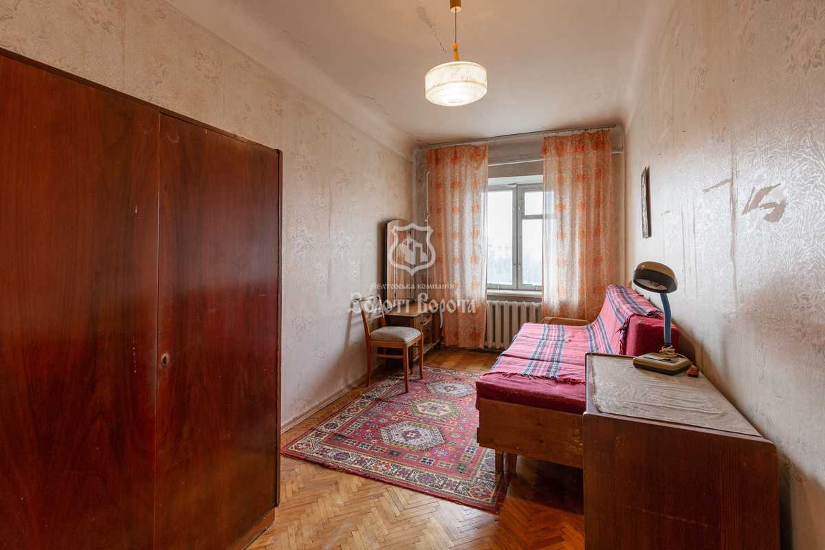 Продажа 2-комнатной квартиры 45.9 м², Строителей ул., 12