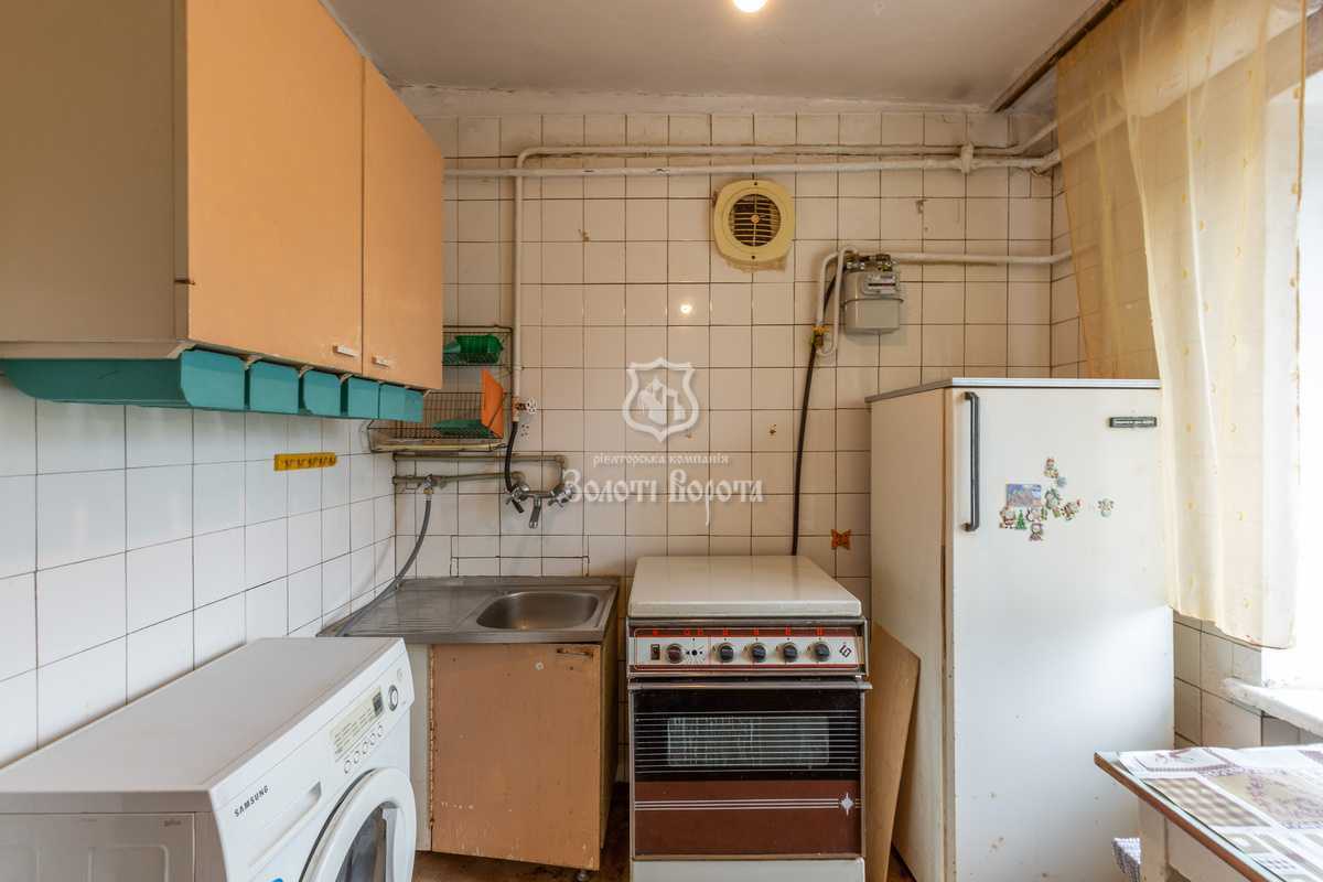 Продажа 2-комнатной квартиры 45.9 м², Строителей ул., 12
