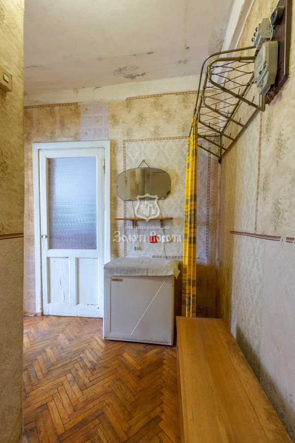 Продажа 2-комнатной квартиры 45.9 м², Строителей ул., 12