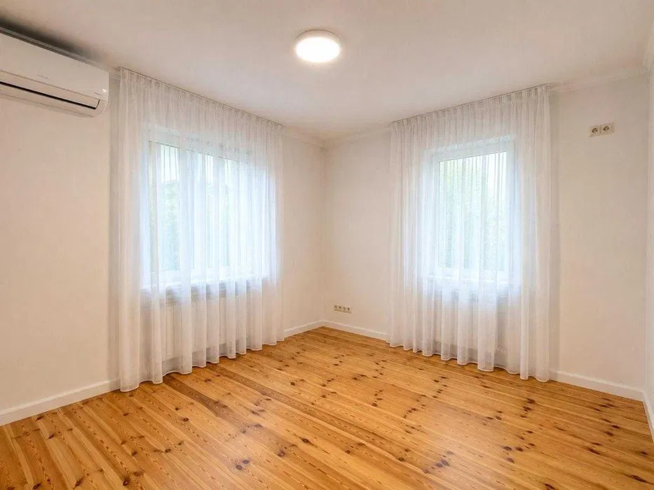 Оренда будинку 170 м², Добрий Шлях вул.