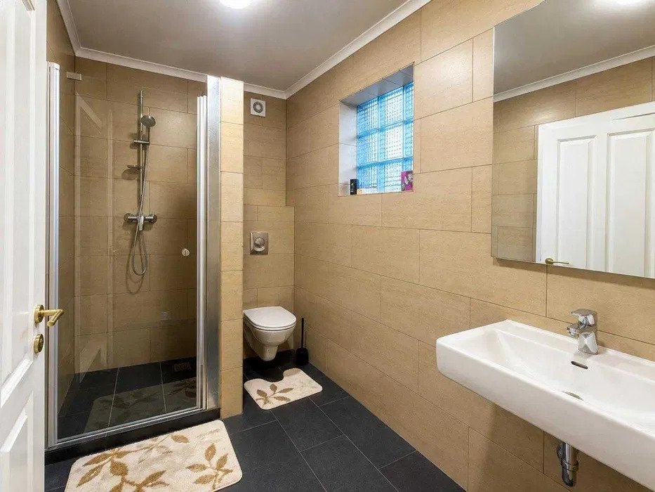Оренда будинку 170 м², Добрий Шлях вул.