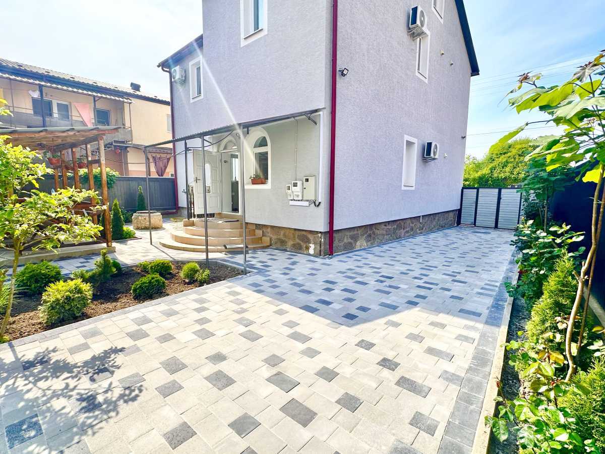 Дом посуточно 180 м², Корятовича, 27