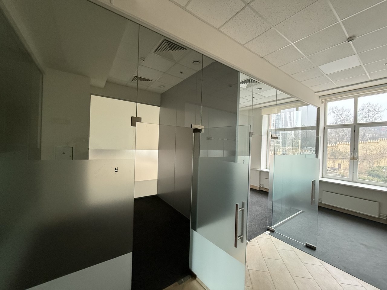 Аренда офиса 650 м², Глубочицкая ул.