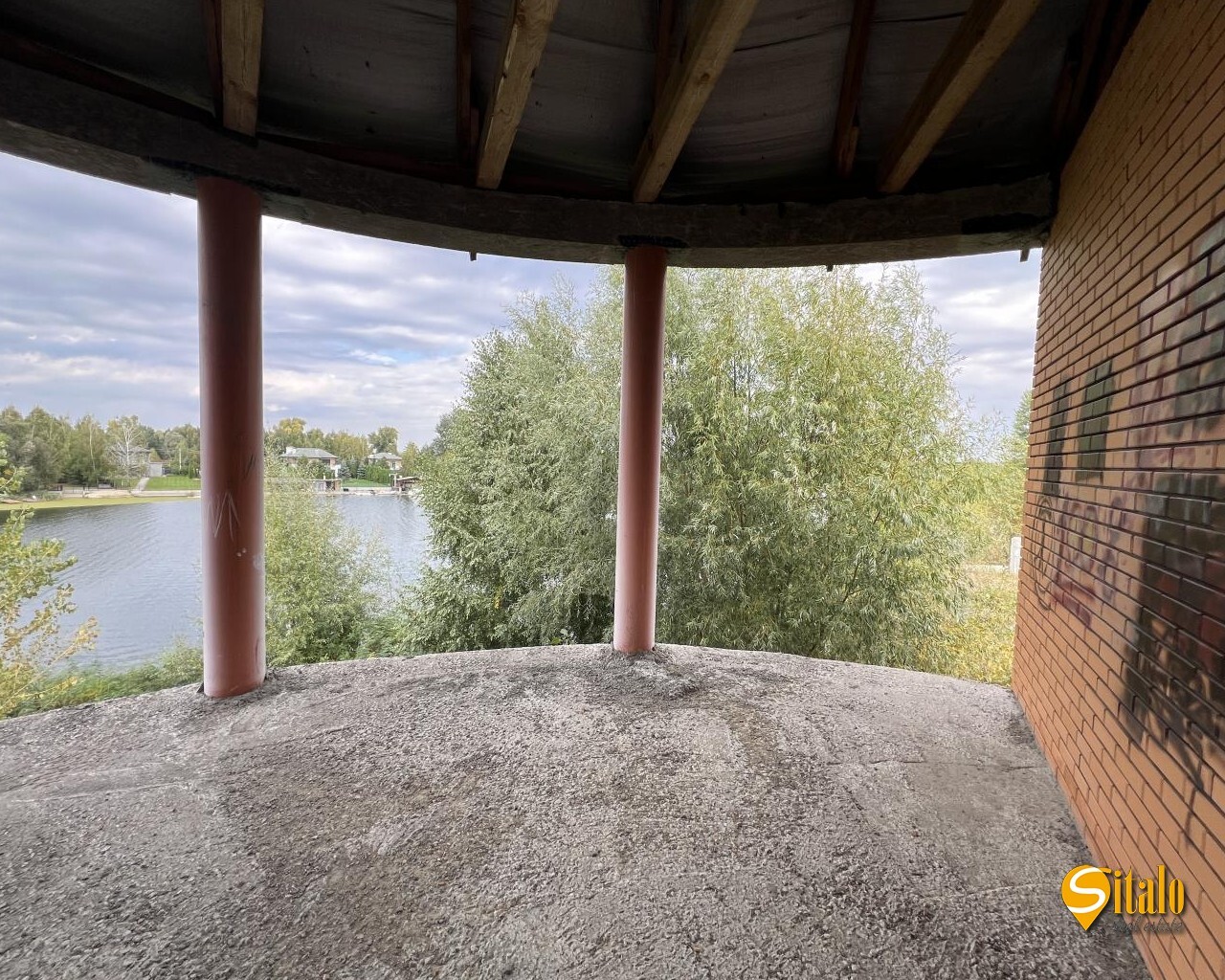 Продаж будинку 450 м²