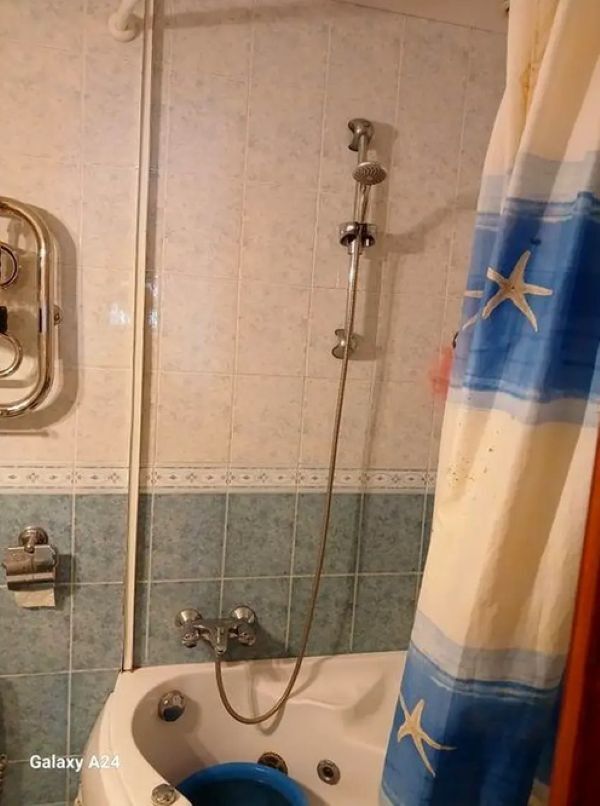 Продажа 3-комнатной квартиры 72 м², Александра Поля просп., 44
