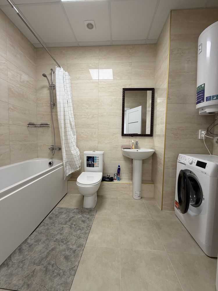 Аренда 1-комнатной квартиры 65.3 м², Глубочицкая ул., 17