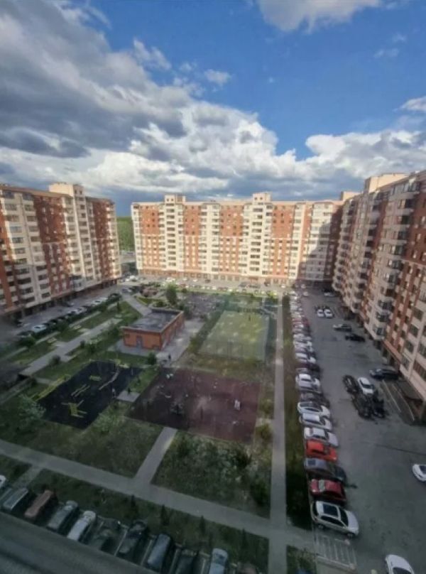 Продажа 2-комнатной квартиры 67 м², Владимирская ул.