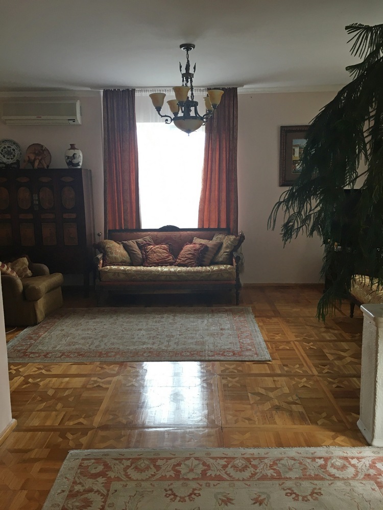 Продажа дома 350 м²