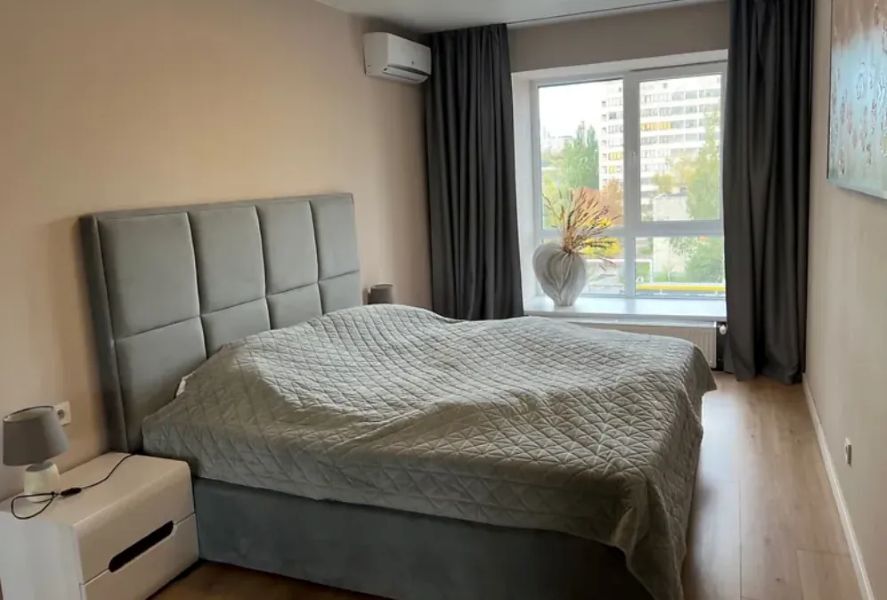 Продажа 2-комнатной квартиры 74 м², Набережная Победы ул., 44