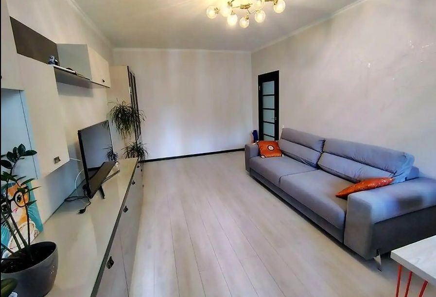 Продажа 1-комнатной квартиры 40 м², Героев Крут ул.