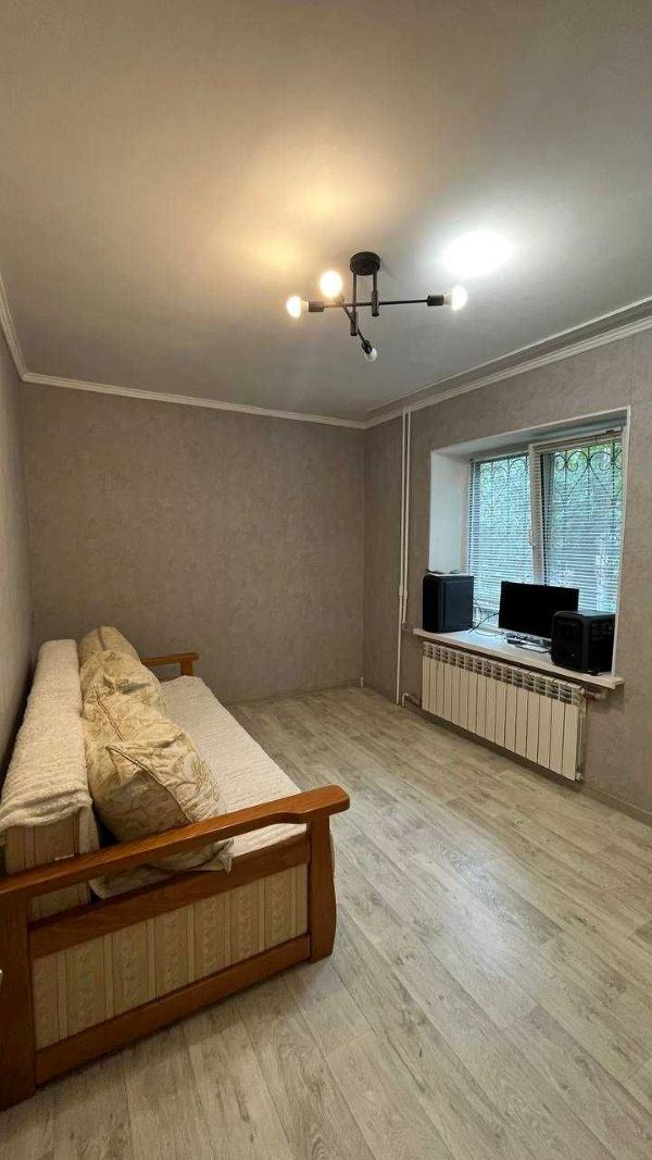 Продажа 2-комнатной квартиры 43 м², Василия Макухи ул.