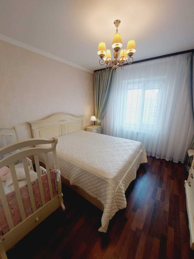 Продажа 2-комнатной квартиры 53 м², Ревуцкого ул., 18