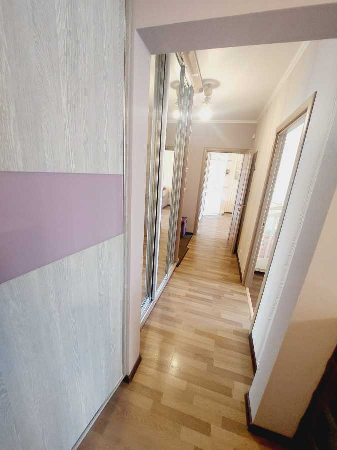 Продажа 2-комнатной квартиры 53 м², Ревуцкого ул., 18