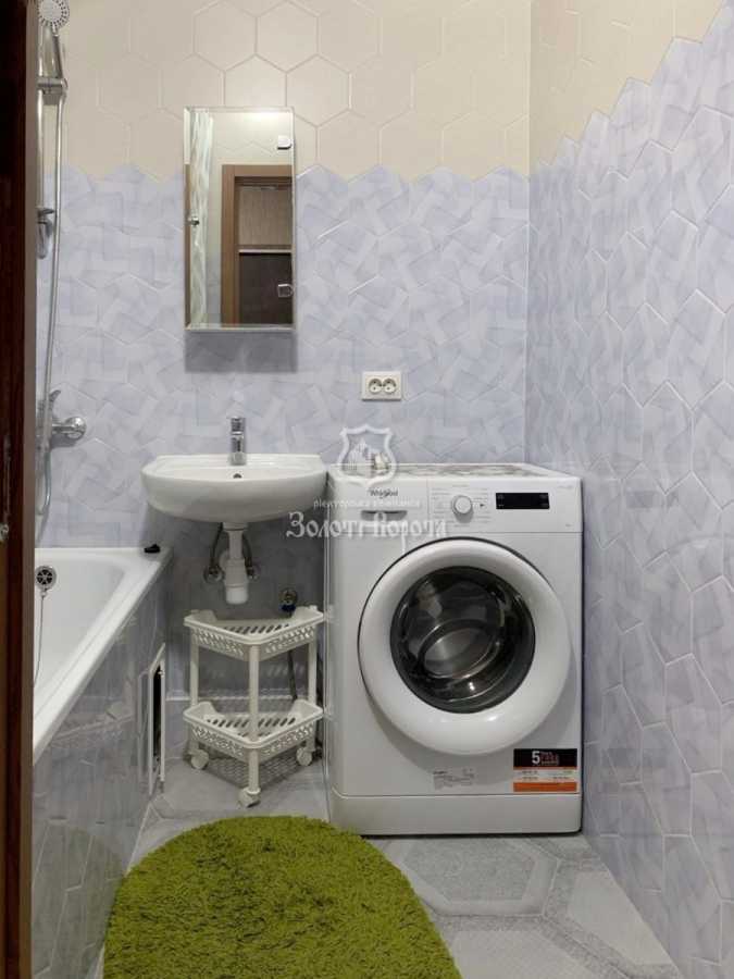 Продаж 1-кімнатної квартири 44.5 м², Вишняківська вул., 19/19