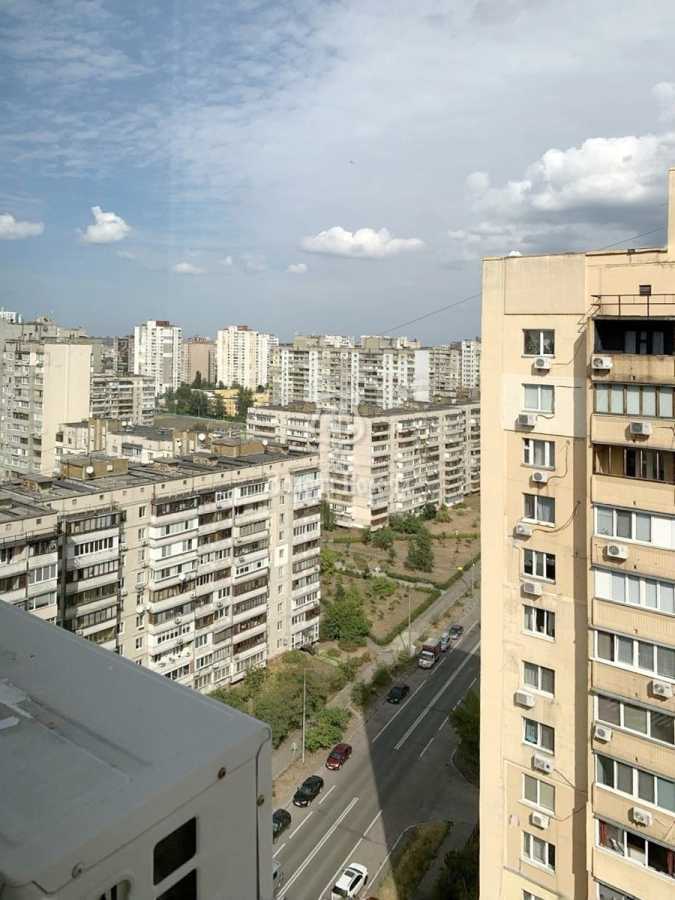 Продаж 1-кімнатної квартири 44.5 м², Вишняківська вул., 19/19