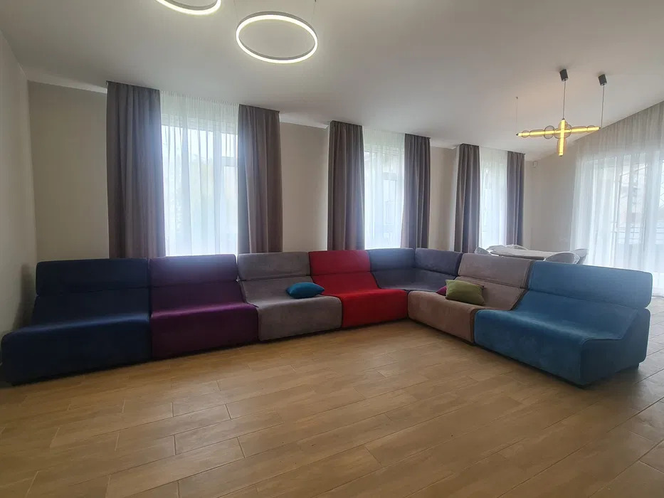 Аренда дома 180 м², Ветряные Горы ул.