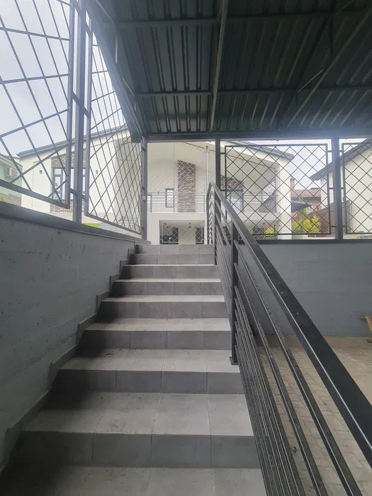 Аренда дома 180 м², Ветряные Горы ул.