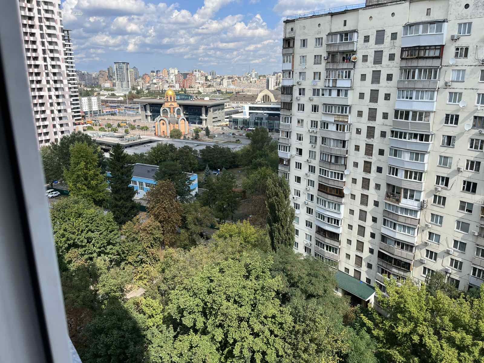 Продажа 1-комнатной квартиры 33.3 м², Патриарха Мстислава Скрипника ул., 11