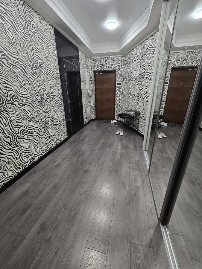 Продажа 2-комнатной квартиры 73 м², Лабораторный пер., 7