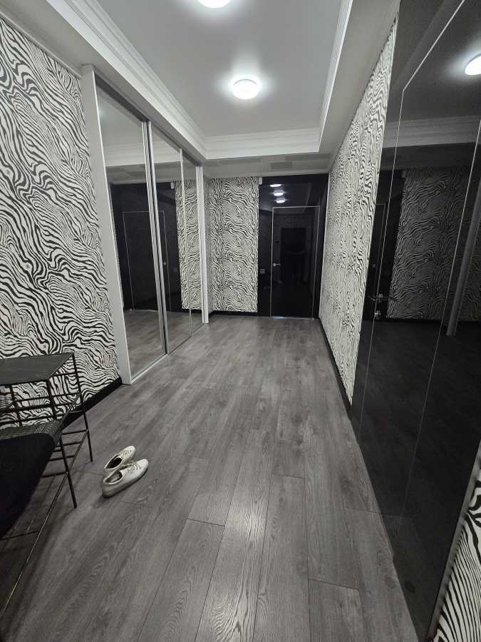 Продажа 2-комнатной квартиры 73 м², Лабораторный пер., 7