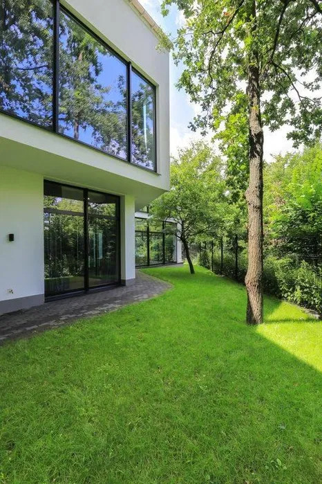 Аренда дома 370 м²