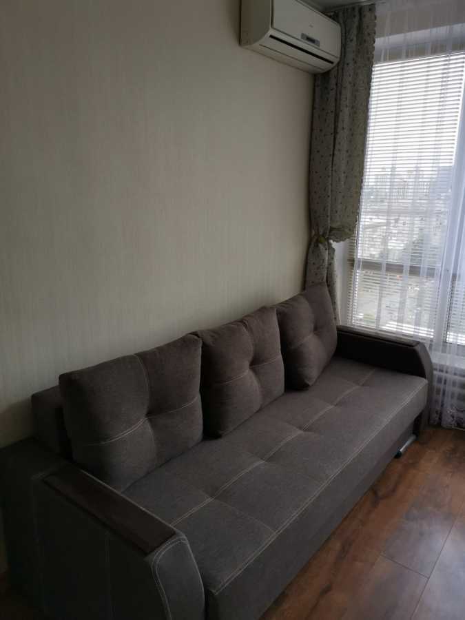 Оренда 1-кімнатної квартири 38 м², Мельникова, 49