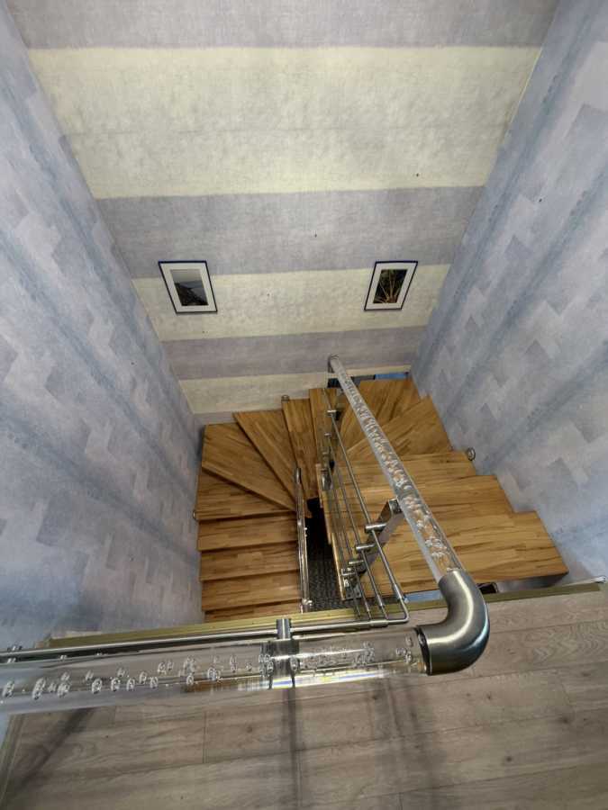Оренда 4-кімнатної квартири 118 м², Бориспільська вул., 6