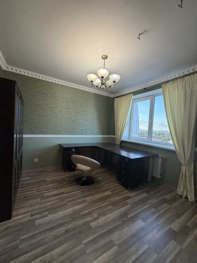 Оренда 4-кімнатної квартири 118 м², Бориспільська вул., 6
