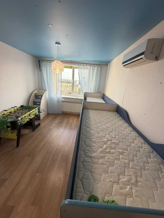 Оренда 4-кімнатної квартири 118 м², Бориспільська вул., 6