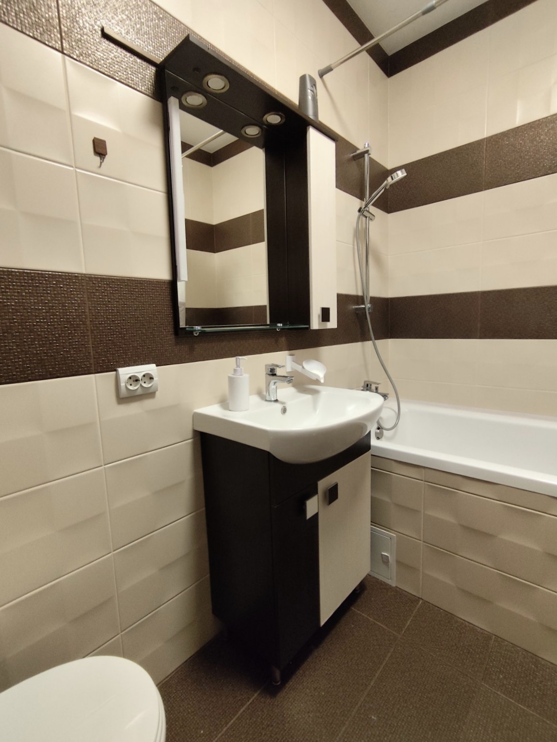Продажа 1-комнатной квартиры 43 м², Академика Сахарова ул., 3Б