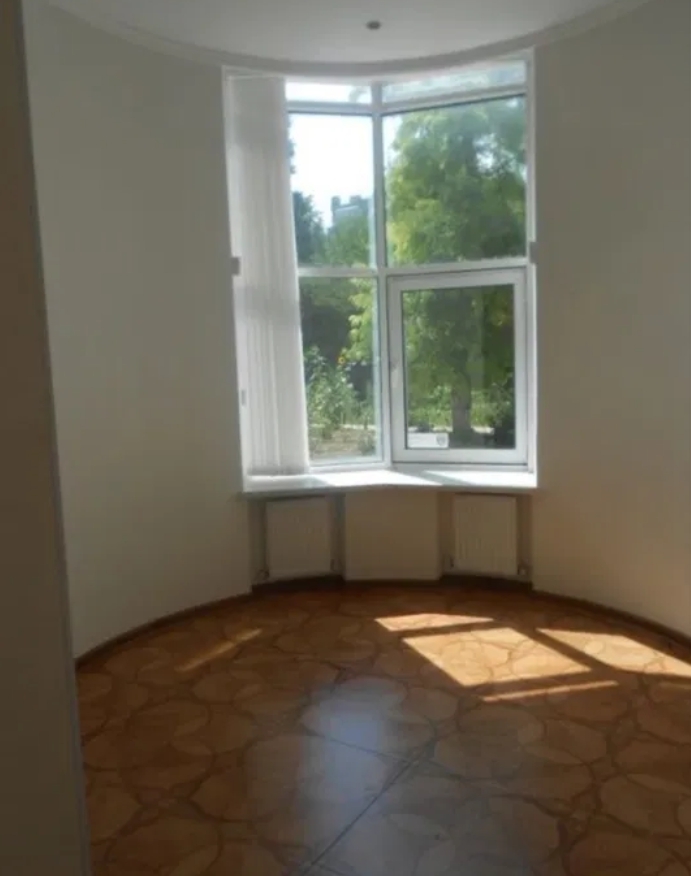 Оренда офісу 104 м², Мукачевський пров.