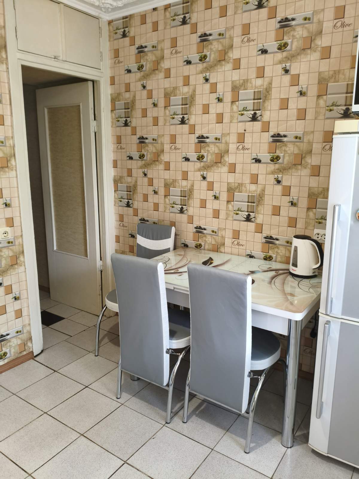 Аренда 3-комнатной квартиры 68 м², Патриарха Мстислава Скрипника ул., 9