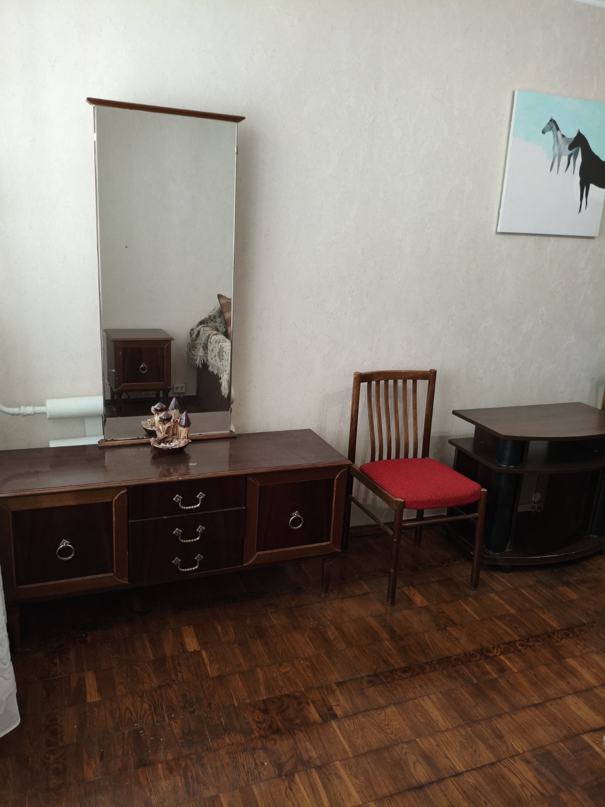 Аренда 3-комнатной квартиры 68 м², Патриарха Мстислава Скрипника ул., 9