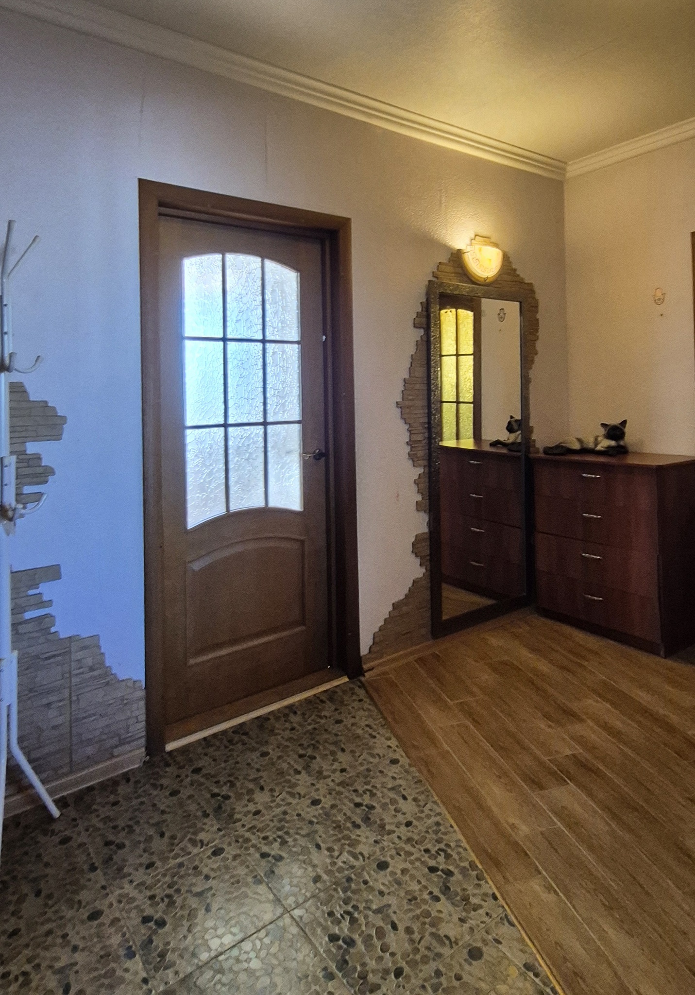 Продажа 4-комнатной квартиры 83 м², Людвига Свободы просп., 60