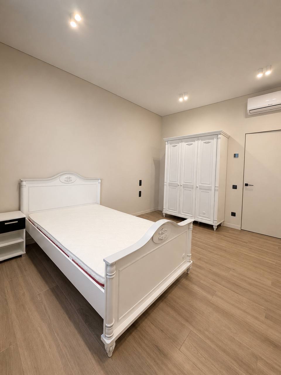 Аренда 3-комнатной квартиры 95 м², Владимира Вернадского ул.