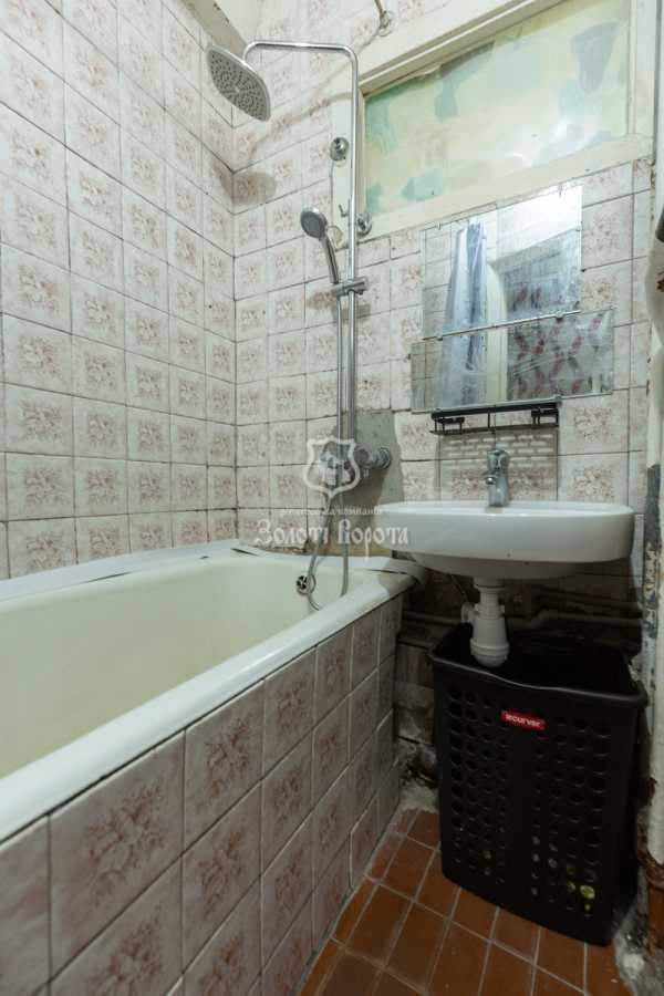 Продажа 3-комнатной квартиры 59.4 м², Ивана Миколайчука ул., 15